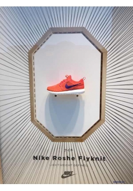 Nike 运动鞋