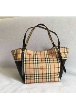 Burberry 战马经典Tote 百变星君